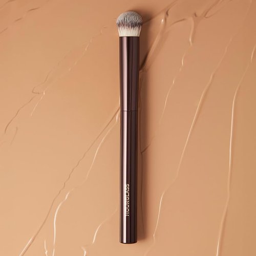 Hourglass Vanish Concealer Brush - Seamless Finish for Flawless Application