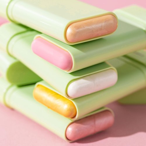 Pixi On-the-Glow SuperGlow - Hydrating Highlighter Stick in Gilded Gold | Paraben-Free | 19g / 0.6oz