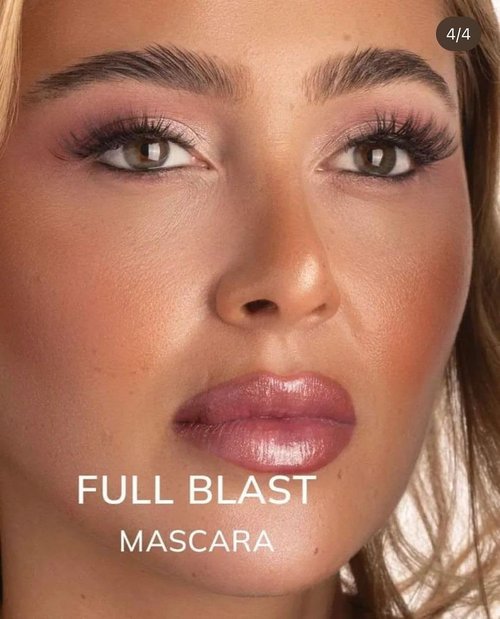 FARMASi Full Blast Mascara - Ultra Black Volumizing & Lengthening Formula | 0.33 Fl Oz