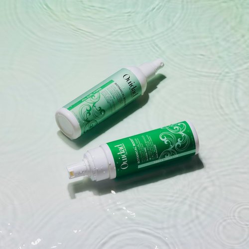 Ouidad Botanical Boost Curl Energizing Spray - Lightweight Curl Refresher for Curly Hair, No Residue, Silicone-Free