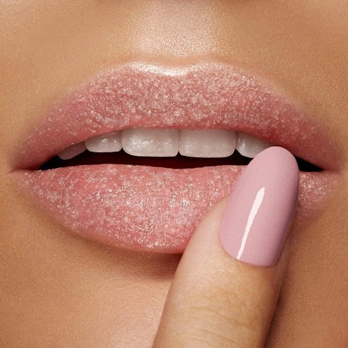 KIKO Milano Lip Scrub - Gentle Exfoliating Treatment for Soft, Smooth Lips