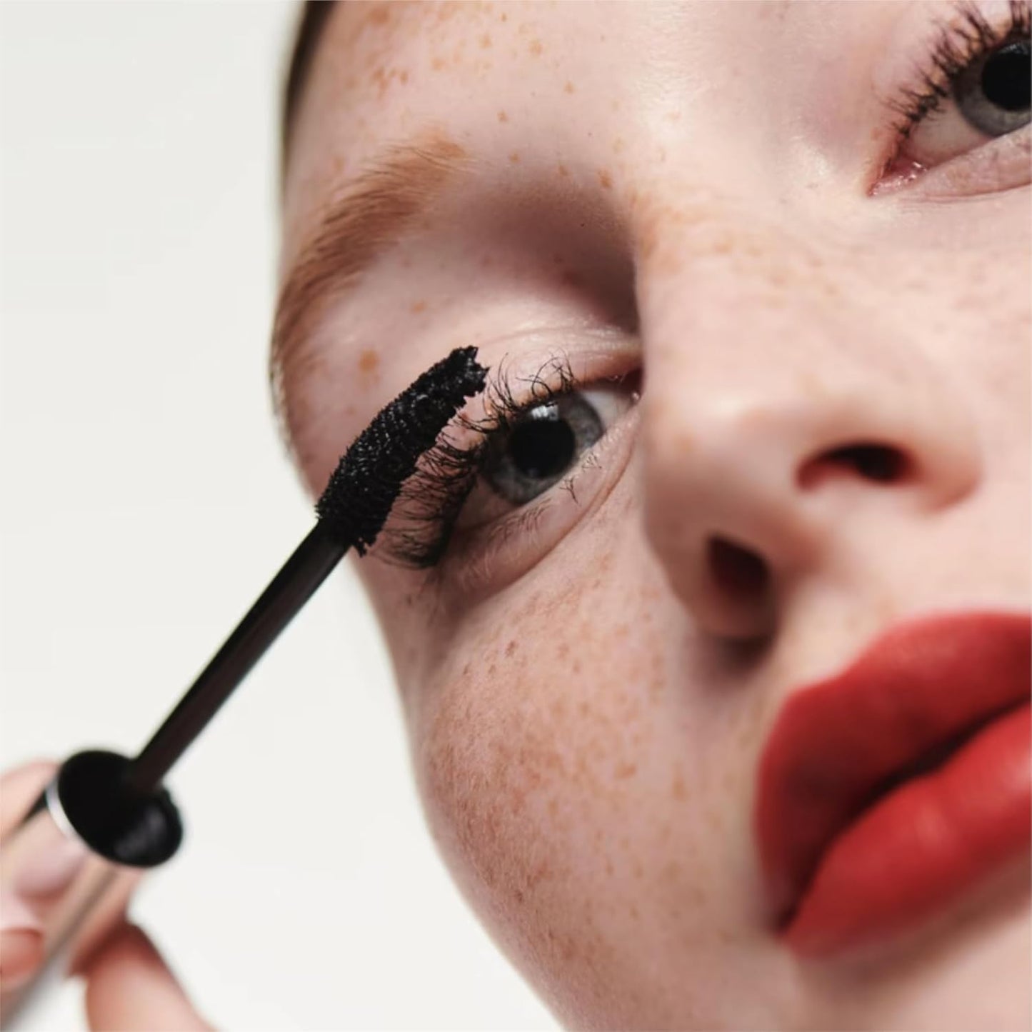 Clinique High Impact Zero Gravity Tubing Mascara - Lengthening, Curling, Smudge-Resistant Formula