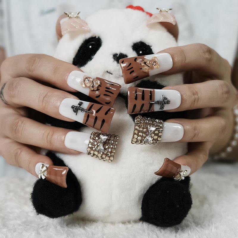 Tesytto Long Duck Press On Nails, 3D Butterfly Cross Bear Tiger Stripe Rhinestone Bow Nude French Tip Acrylic Nails (Diamond Tiger Pattern, S)