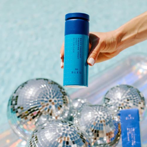 R+Co BLEU Daily Forecast Finishing Spray - Locks Style & Shields Against Humidity | 3 oz Vegan Silk Extract