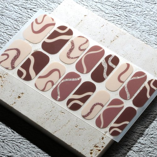 Beaolata Nail Polish Strips, 32PCS Salon Quality Wraps, Long Lasting Gel Nail Stickers for Women Easy Apply& Remove (Basketry Light Brown)