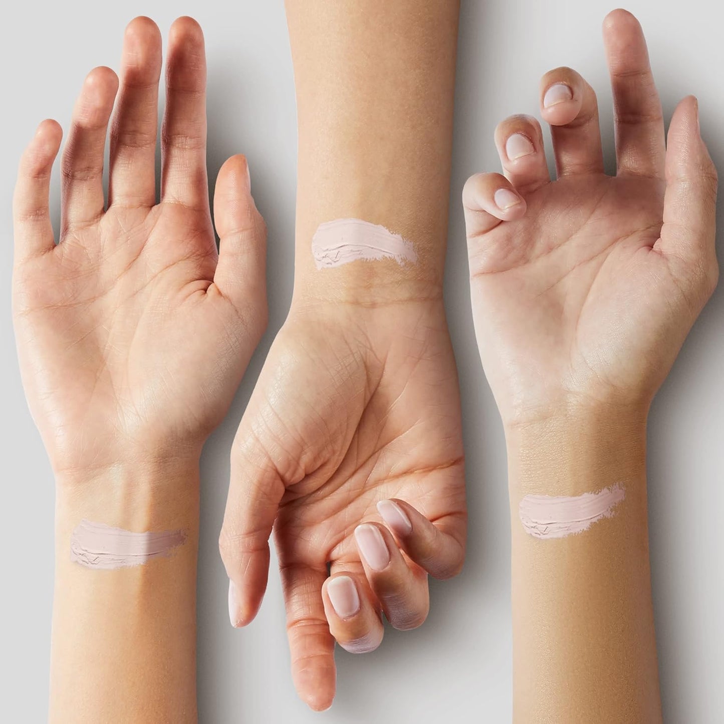 COVERGIRL Smoothers Lightweight BB Cream, 1 Tube (1.35 Ounce), Light to Medium 810 Skin Tones, Hydrating BB Cream with SPF 21 Sun Protection (Packaging May Vary) (Pack of 2)