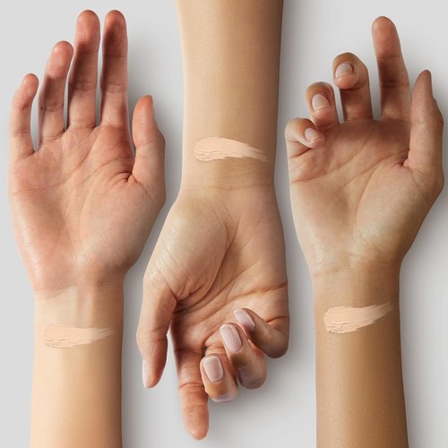 Almay Clear Complexion Acne Foundation - Salicylic Acid, Medium Coverage, Soft Matte Finish | 200 Buff, 1 fl oz