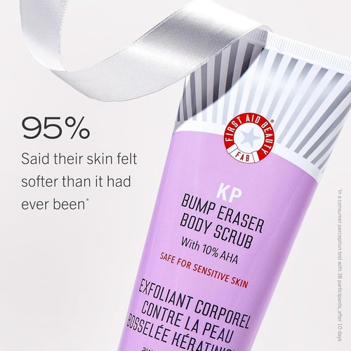 First Aid Beauty - Hydrated Glow Kit | Exfoliating Body Scrub, Facial Radiance Pads & Ultra Repair Cream - 4ct