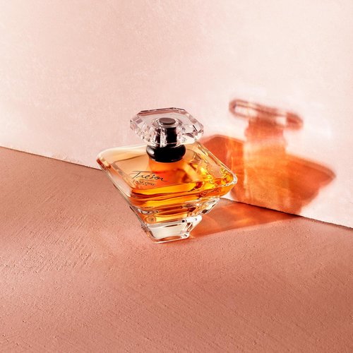 Lancôme Trésor Eau de Parfum - Elegant Long-Lasting Fragrance with Rose, Lilac & Peach Notes - Romantic Women's Perfume