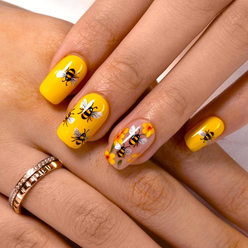 Curvlife Soft Gel Press on Nails, 30Pcs 15 Sizes Nail Tips, Full Cover Small Bee Style Short Design Reusable Gel Nails Kit with Glue and Adhesive Tabs