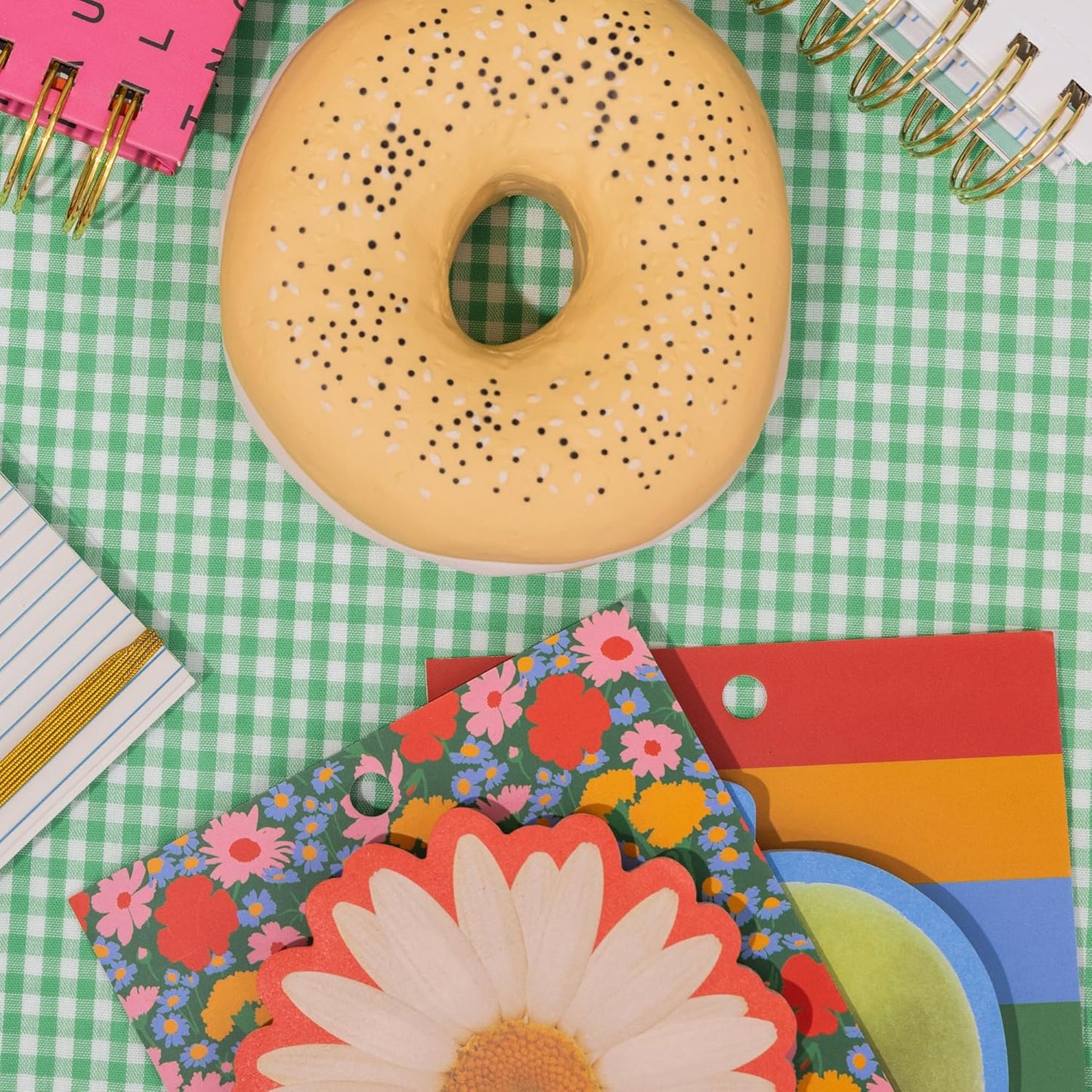 Ban.do Cute Sticky Notepad - 50 Sheets of Novelty Flower-Shaped Self-Stick Notes