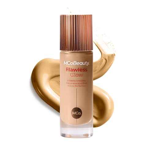 MCoBeauty - Flawless Glow Luminous Skin Filter - 4 Medium Shade - 4-in-1 Multi-Use Formula that Contains Squalane - Includes Doe Foot Applicator - Liquid Illuminator