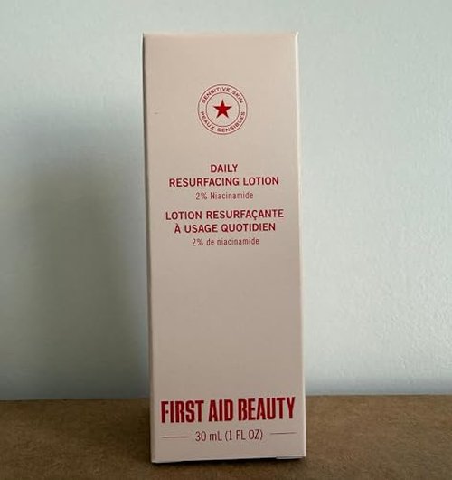 First Aid Beauty - KP Smoothing + Brightening Body Lotion with 10% AHA, Lactic Acid, Urea + Colloidal Oatmeal, Exfoliate & Moisturize, Banish Keratosis Pilaris Bumps, NEW Peach Scent (6. 7 fl oz)