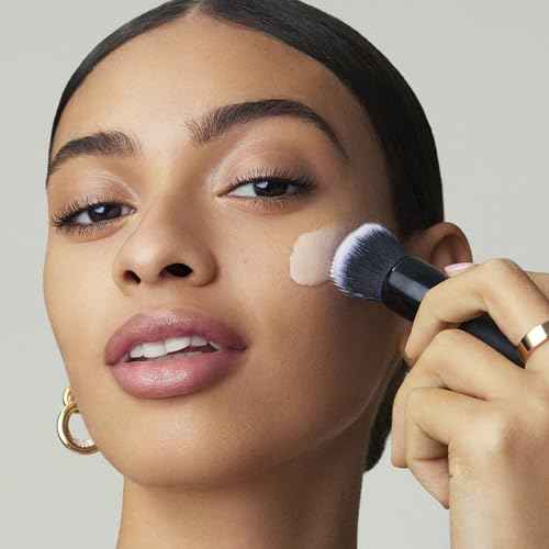 e.l.f. Liquid Poreless Putty Primer, Lightweight Face Primer For Long-lasting Makeup Wear, Creates A Smooth Complexion, Vegan & Cruelty-free