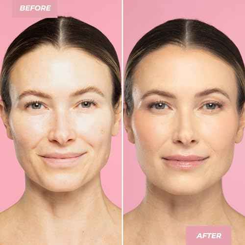 MCoBeauty - Miracle Flawless Pressed Powder - 1 Light Shade - Compact Setting Powder with Rose Flower Extract and Sweet Almond Oil - Helps Finish and Refine the Look of Makeup