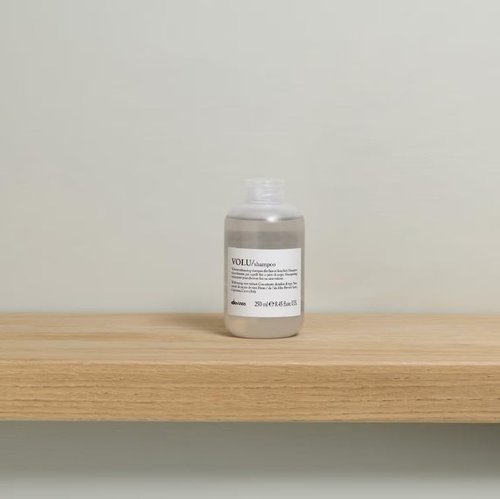 Davines VOLU Shampoo - Volumizing Gentle Cleanser for Fine Hair | Soft, Light & Full of Body - 8.45 Fl Oz