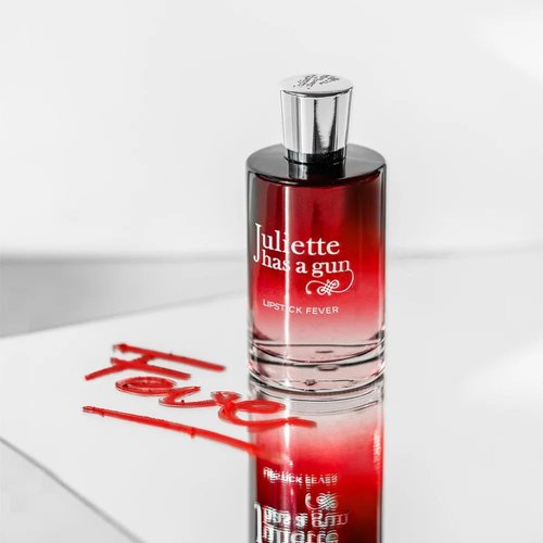Juliette Has A Gun Lipstick Fever - Bold Long-Lasting Lip Color | Vibrant Red Shade
