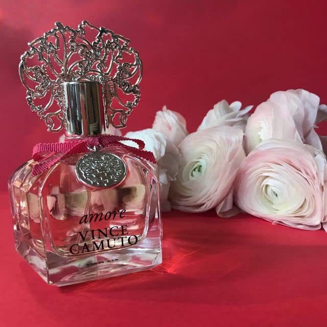 Vince Camuto Amore Eau de Parfum for Women - Sparkling Fruits & Sensual Sandalwood Scent