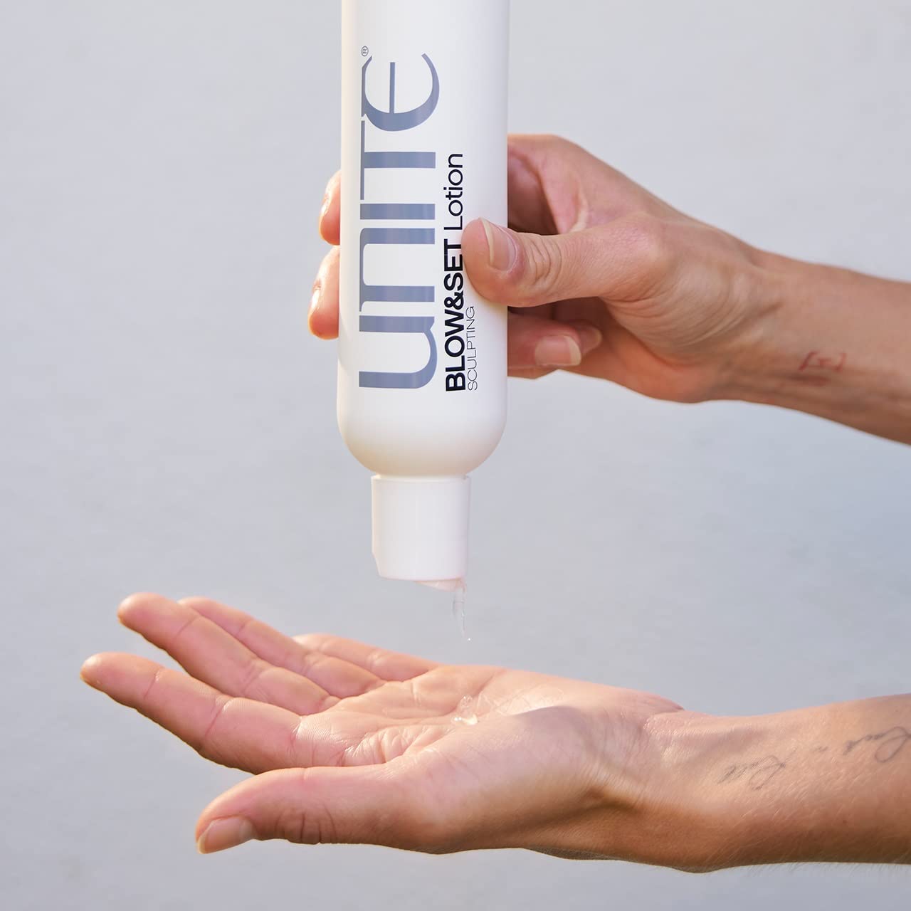 UNITE Hair BLOW&SET Lotion - Heat-Activated Sculpting for Volume & Soft Hold - 8 Fl Oz