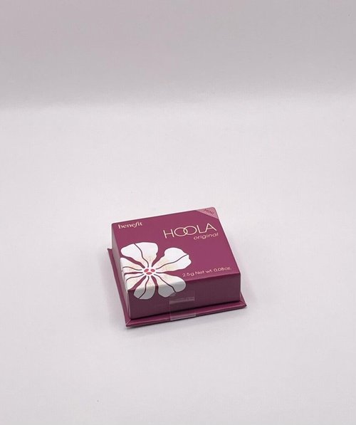 Benefit Hoola Matte Bronzer - Mini 0.08 Ounce for a Natural Sun-Kissed Glow