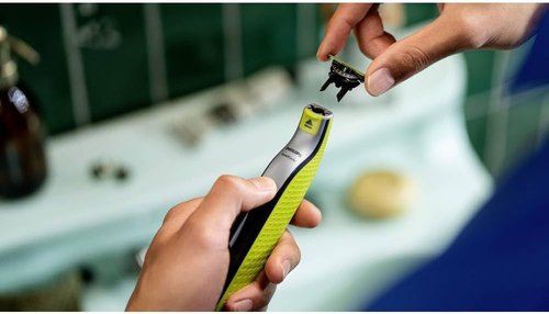 PHILIPS OneBlade 360 Hybrid Electric Shaver - 5-in-1 Beard Trimmer & Stubble Comb | QP2730/20