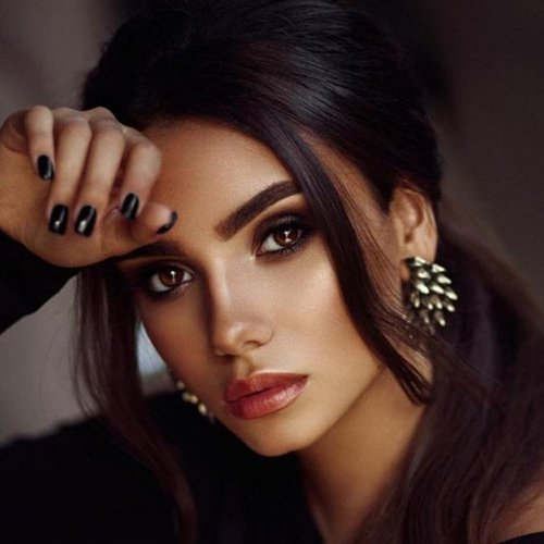 24 Pcs Halloween Press on Nails Short Almond - BHLFRH Nude Pink Acrylic Fake Nails Press ons Purple French Nail Art Tips Glue on Nails Bat Design Full Cover Glossy False Nails Stick on Nails Women