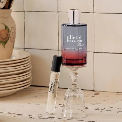 Juliette Has A Gun Ode To Dullness - Unique Fragrance for Women | 3.3 oz Eau De Parfum