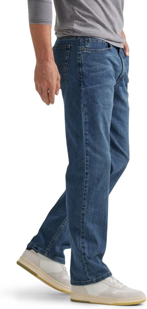 Wrangler Authentics Men's Comfort Flex Waist Jeans - Regular Fit, Versatile Style, Classic Denim
