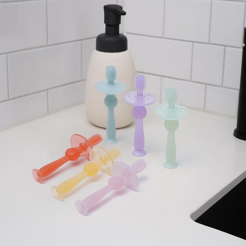 haakaa Haakaa 360 ° Silicone Baby Toothbrush 1 Pk Bpa PVC and Phthalate Free '