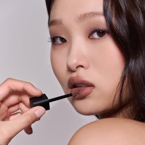 Javin De Seoul Wink Lip Shade Primer - Smudge-Proof, Long-Lasting Base in Pale Orchid (05)