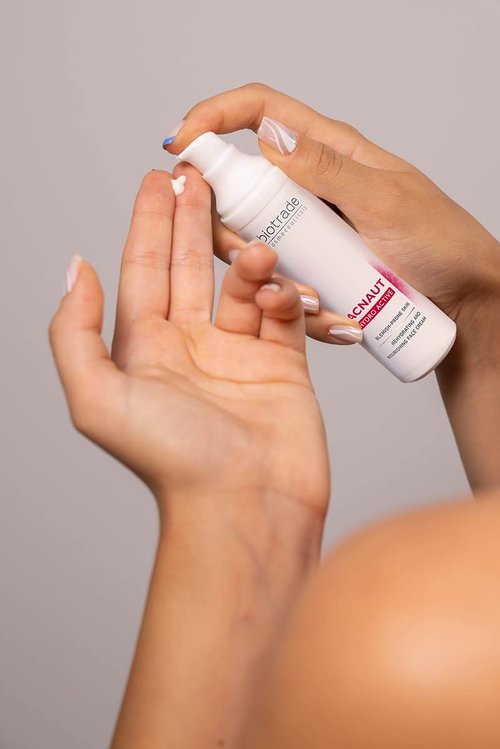 Biotrade Acne Out Hydro-Active Cream - Eliminates Acne-Causing Bacteria - 60ml