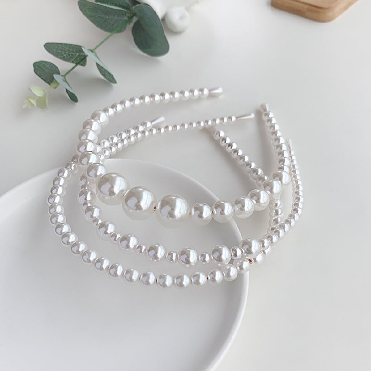 LINAYOHA 3Pcs White Faux Pearl Hairband for Women Girls Artificial Beaded Hairband Hoop Headband Wedding Hair Accessories for Bride Bridesmaids, Christmas Gift