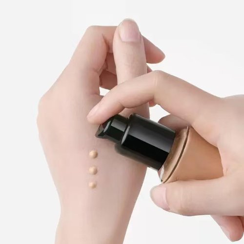 Double Wear Foundation Pump by Estée Lauder - Replacement Dispenser for MAC Foundation