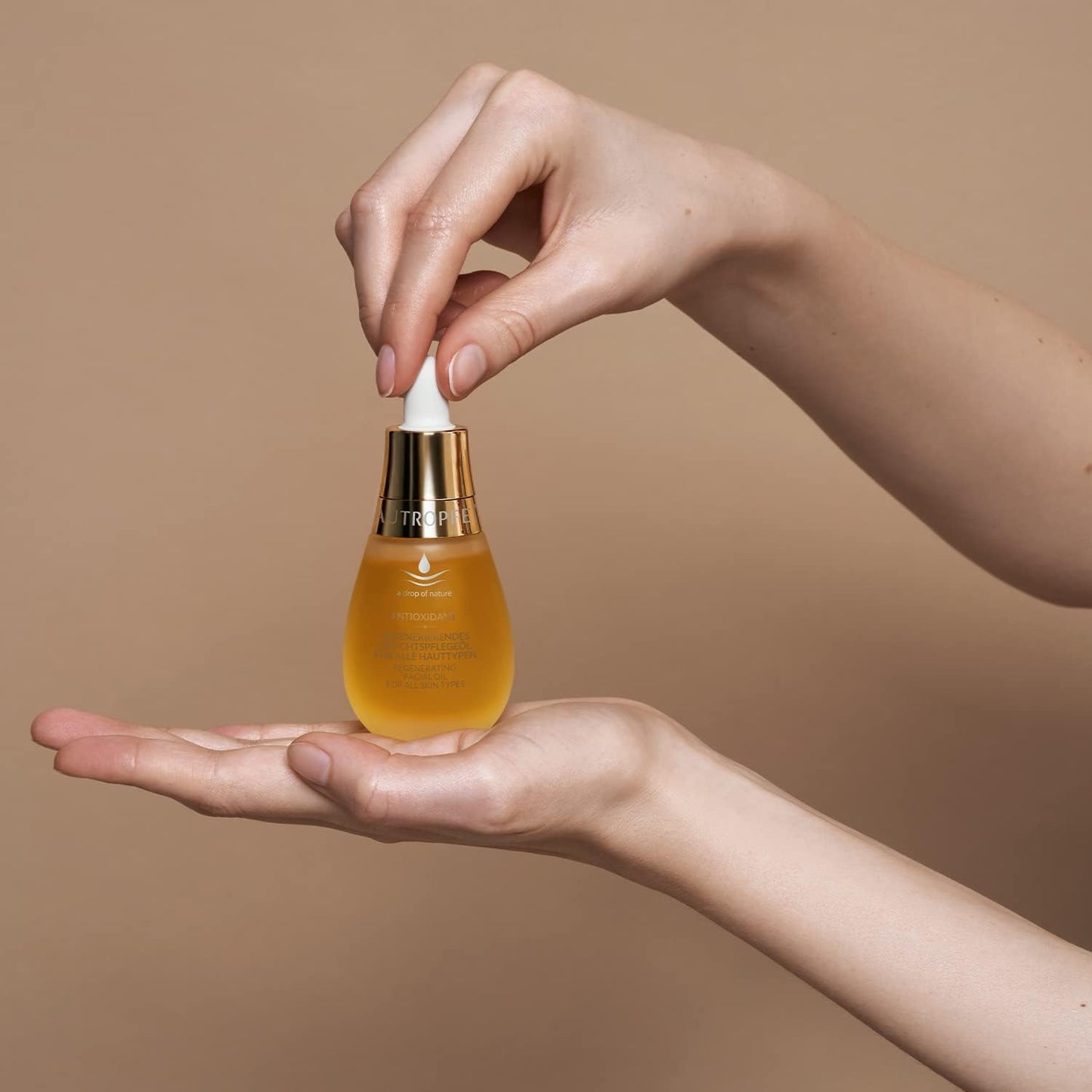 Tautropfen Regenerating Facial Care Oil - Lightweight, Fast-Absorbing Formula with Organic Amaranth Oil & Coenzyme Q10 | 35 ml