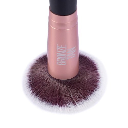 Bronze Tan Self Tanning Brush - Kabuki Applicator for Flawless Sunless Tan - Perfect for Face