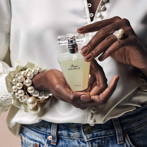 AVON Rare Pearls Eau De Parfum for Women - Long Lasting Soft Floral Fragrance with Magnolia & Rosewood | 1.7 fl oz Travel Size