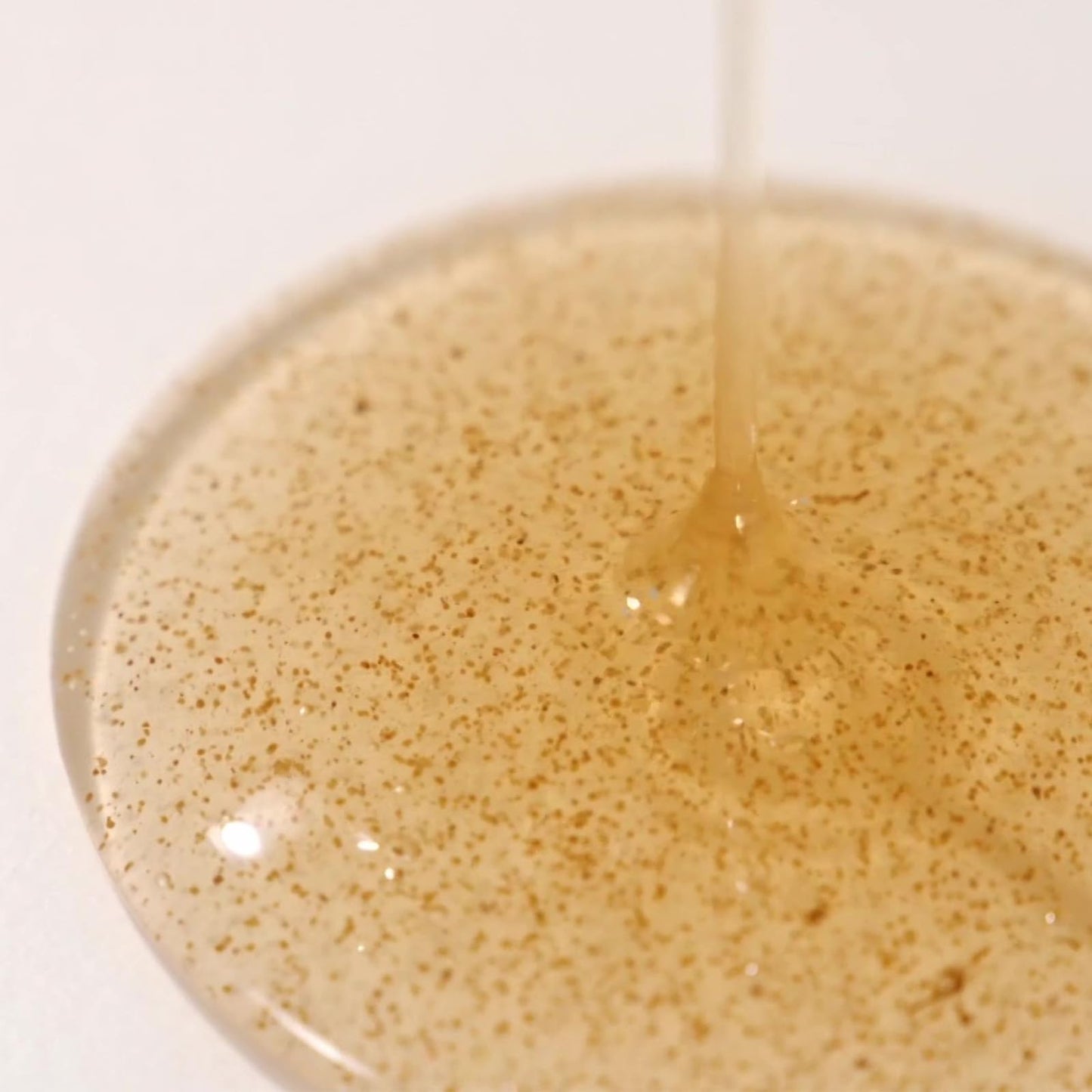 ILLIYOON Fresh Moisture Scrub Wash 400ml(13.52oz)