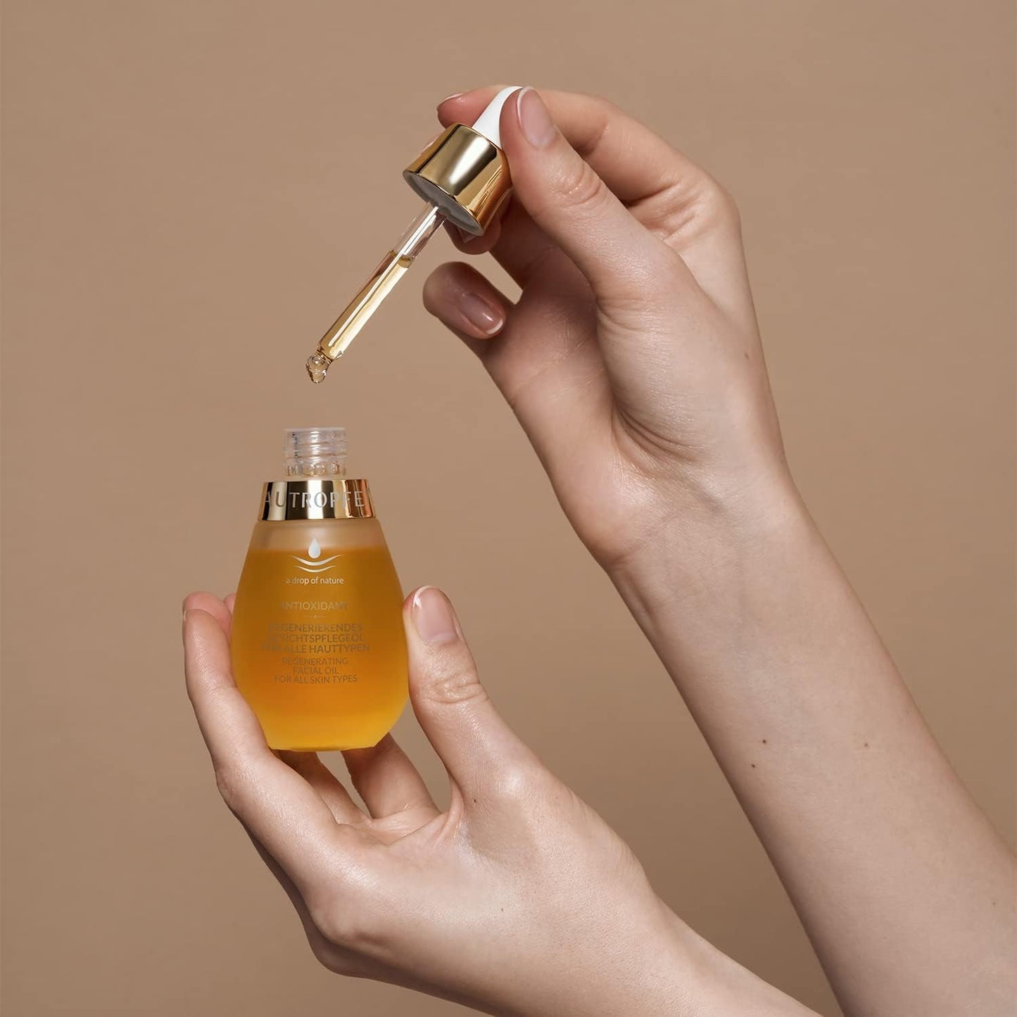 Tautropfen Regenerating Facial Care Oil - Lightweight, Fast-Absorbing Formula with Organic Amaranth Oil & Coenzyme Q10 | 35 ml
