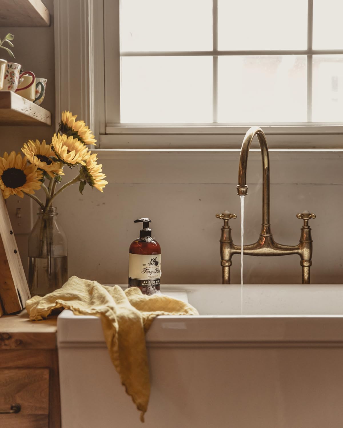 FURY BROS. Black Series Hand & Body Wash | Five Spice | Natural Ingredients | Exfoliating Volcanic Pumice | Moisturizing Aloe Vera | Made in USA | Cruelty-Free | Microbead Free | 16 oz