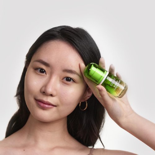 Erborian Bamboo Super Serum - Hydrating Facial Serum with Hyaluronic Acid for Radiant Skin | 1 fl oz