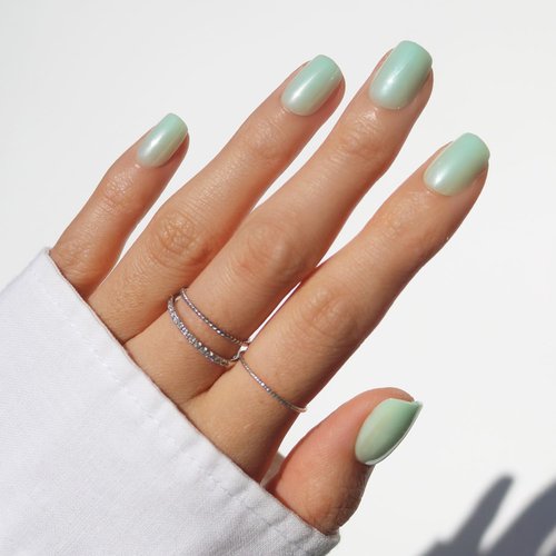 Glamnetic Press On Nails - Short Squoval Fake Nails, Mint Green Glazed Nails, Honeydewy | 15 Sizes - 30 Nail Kit with Glue | Gift for Mom