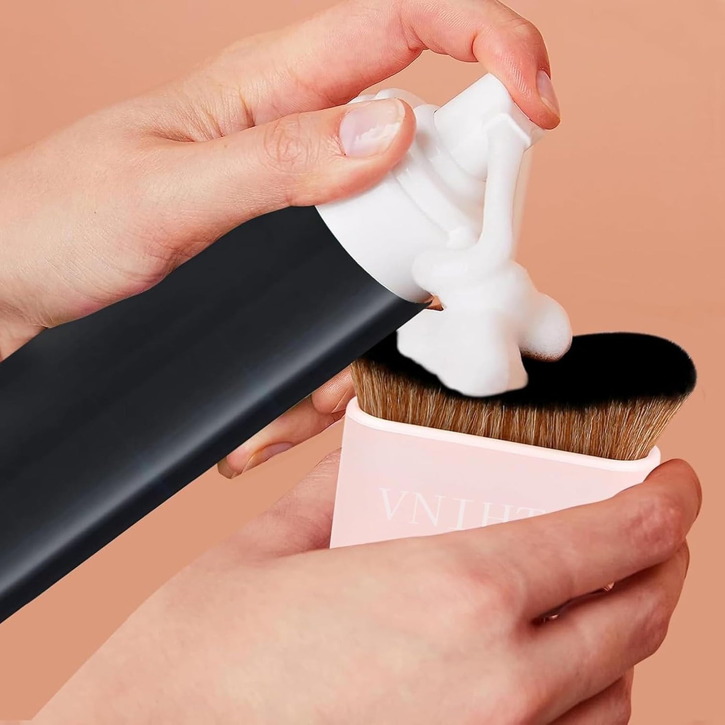 Skiennix Self Tanner Brush - Kabuki Applicator for Flawless Tanning & Makeup | Versatile Bronzer & Blending Tool