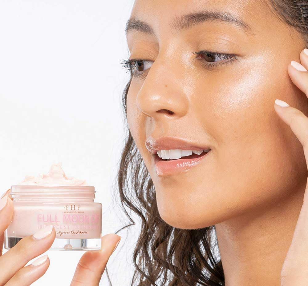 FarmHouse Fresh Full Moon Dip Peptide Moisturizer - Hydrating Anti-Aging Cream with Retinol & Collagen, 1.7 oz.