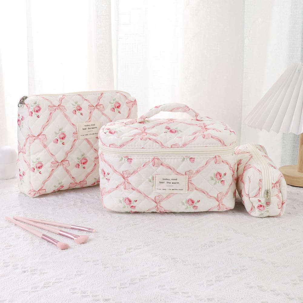uekeboag 3Pcs Large Travel Quilted Makeup Bag for Women, Floral Cotton Cosmetic Bag, Coquette Aesthetic Floral Toiletry Organizer Bag(3Pcs PinkBow