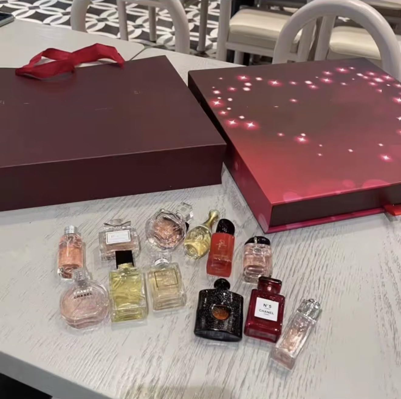 Skiennix Mini Perfume Gift Set - 12-Piece Floral & Citrus Travel Size Body Spray Collection | Heart-Shaped Display Box for Women’s Birthday & Holiday Gifts