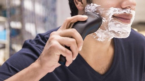 Philips Norelco Shaver Series 1000 - Wet/Dry Electric Shaver with ComfortCut Blades | 40 Minutes Cordless Use