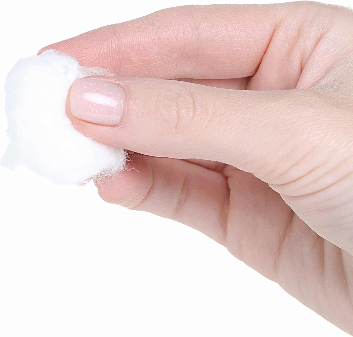Medium Cotton Balls [Pack of 4000] Non-Sterile Absorbent 100% Cotton Prepping Balls for Make-Up, Nail Polish Removal, Applying Oil Lotion or Powder, Crafts