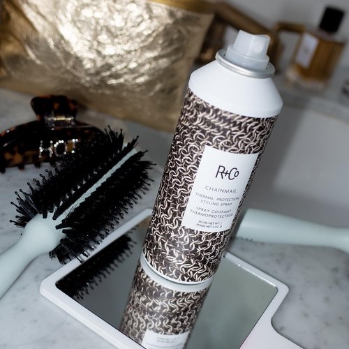 R+Co CHAINMAIL Thermal Protection Spray - Heat Protectant for All Hair Types, Strengthens & Smooths