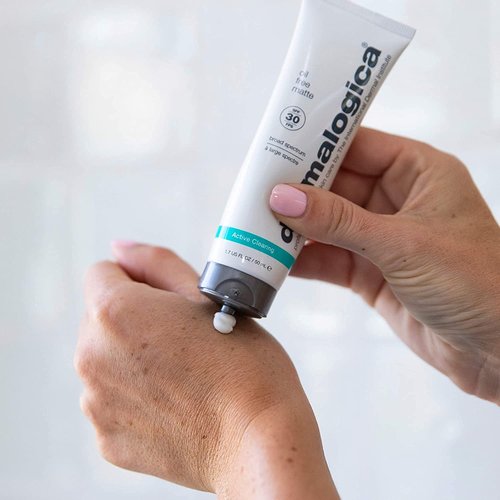Dermalogica Oil-Free Matte SPF 30 Sunscreen - Daily Broad Spectrum Protection for Oily Skin (1.7 Fl Oz)