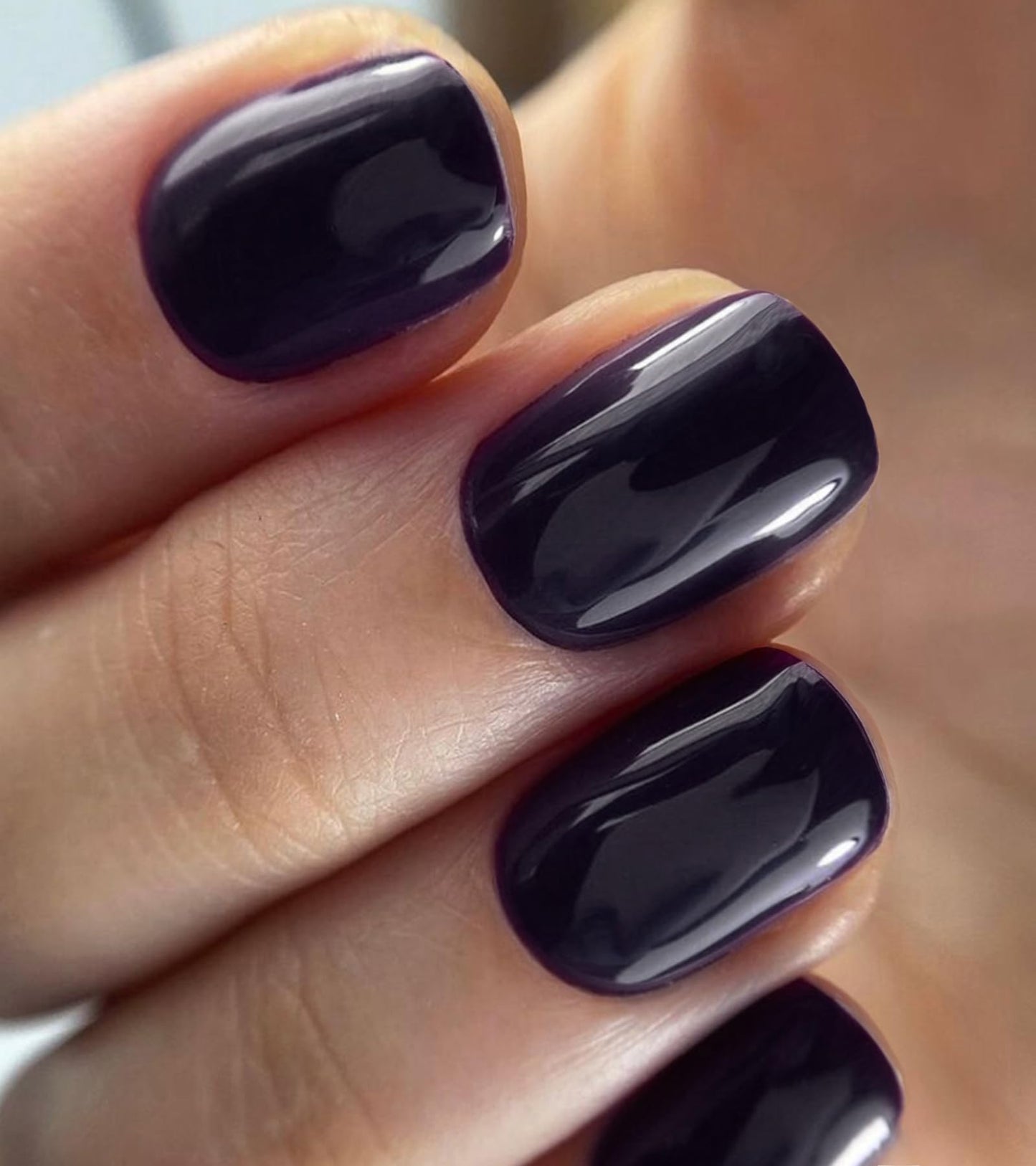 Artquee Press on Nails Short Soft Nude Square False Tips Glossy Reusable Fake Stick on Nails Kit for Women - 30 PCS 15 Sizes